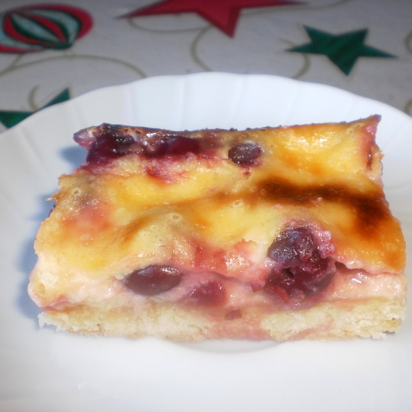 Recepti - Kolač od višanja s prelivom