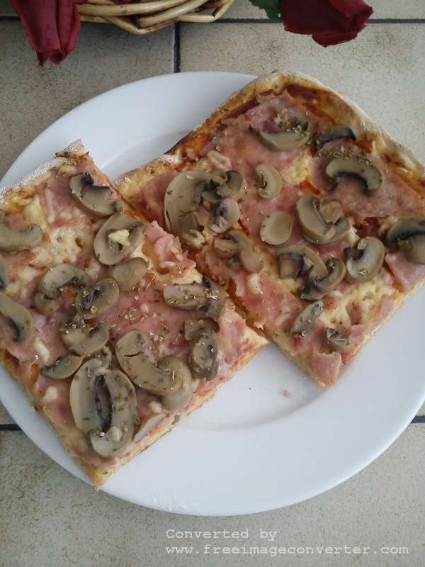 Pizza s gljivama